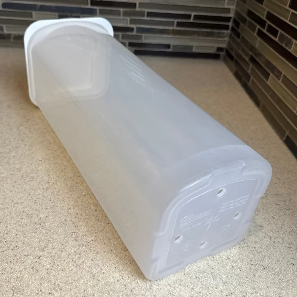 Vintage Buddeez Sandwich Bread Buddy Dispenser Clear Plastic Bread Box Container